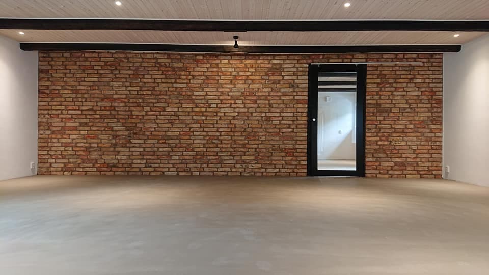 En bild som representerar EM Kakel & Bygg i Skåne